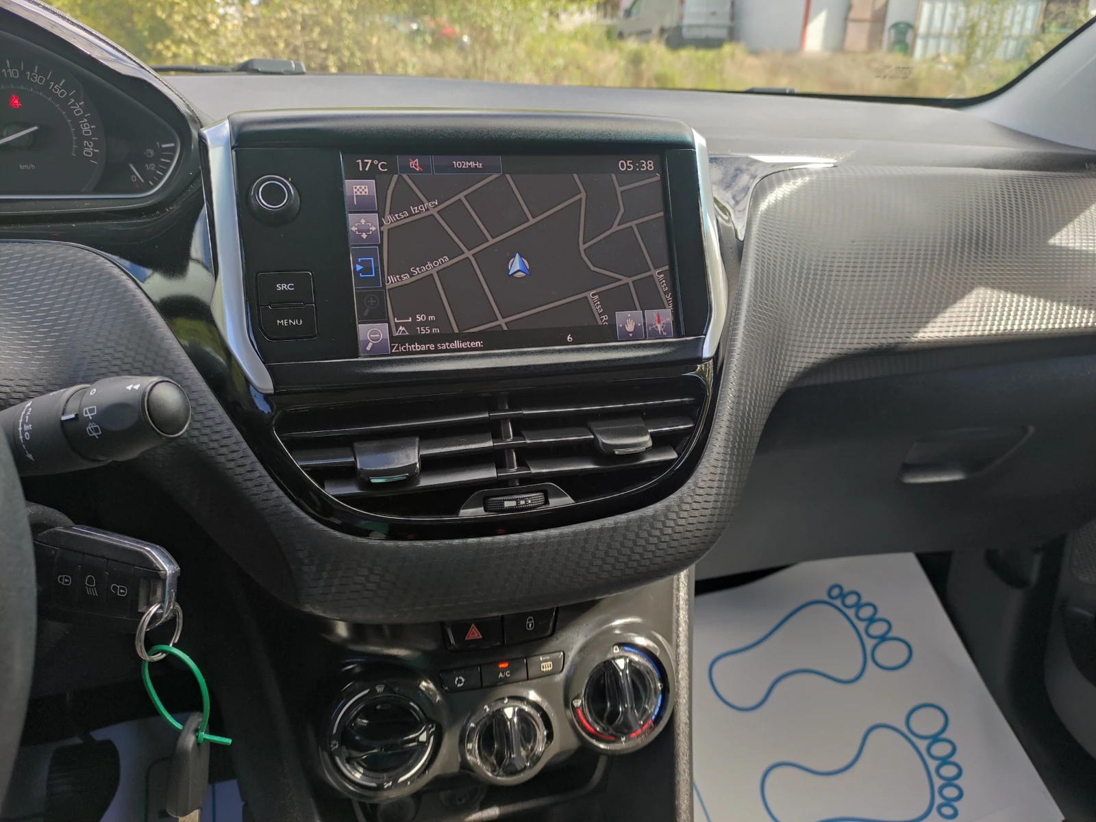 Peugeot 208 1.6hdi    6 | Mobile.bg   10