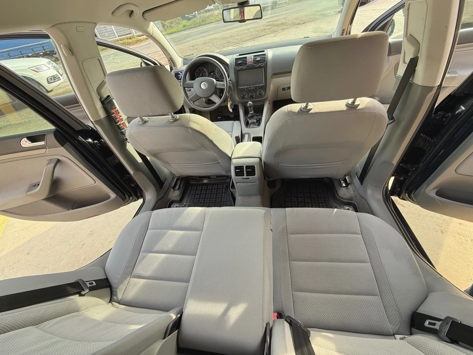 VW Golf  - изображение 4