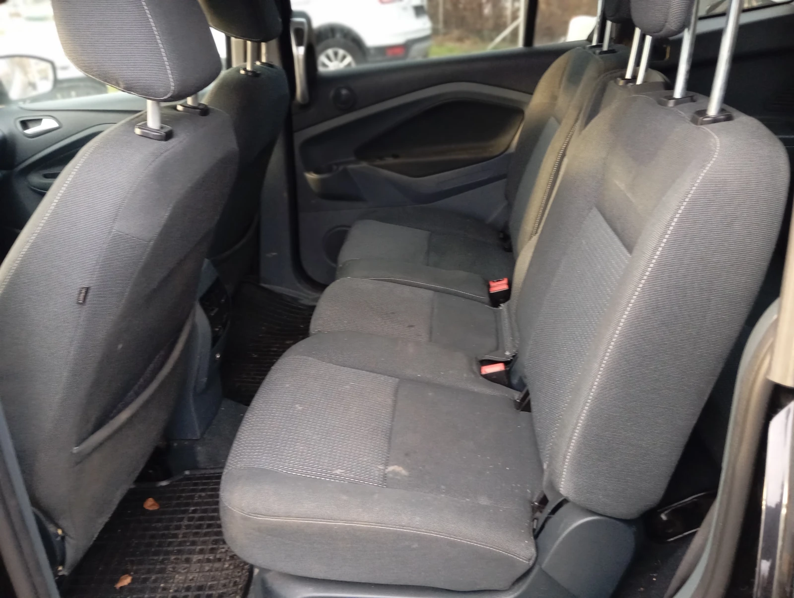 Ford Grand C-Max 1.5-I-6+ 1�-����������� | Mobile.bg � ����������� 11