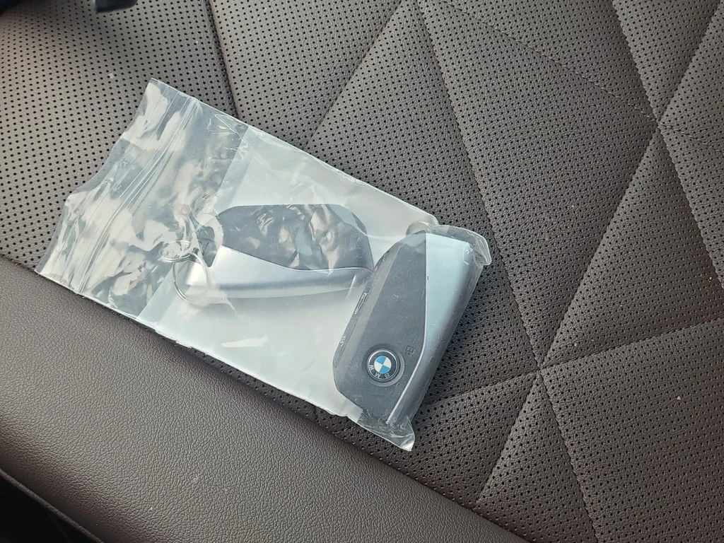 BMW iX * XDRIVE50 SPORT UTILITY 4D * CARFAX *  - изображение 8