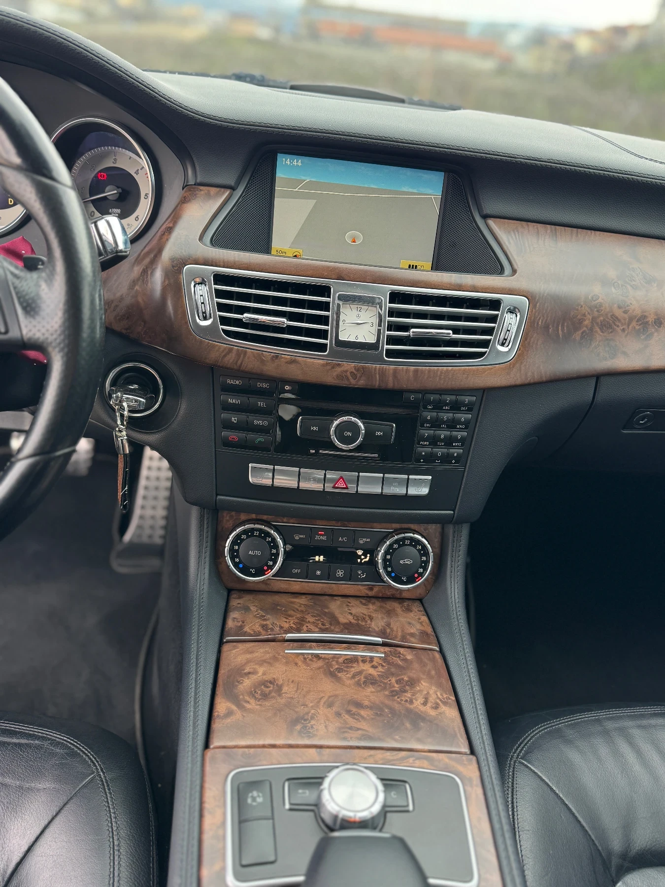 Mercedes-Benz CLS 350 AMG Line, снимка 8 - Автомобили и джипове - 53724858