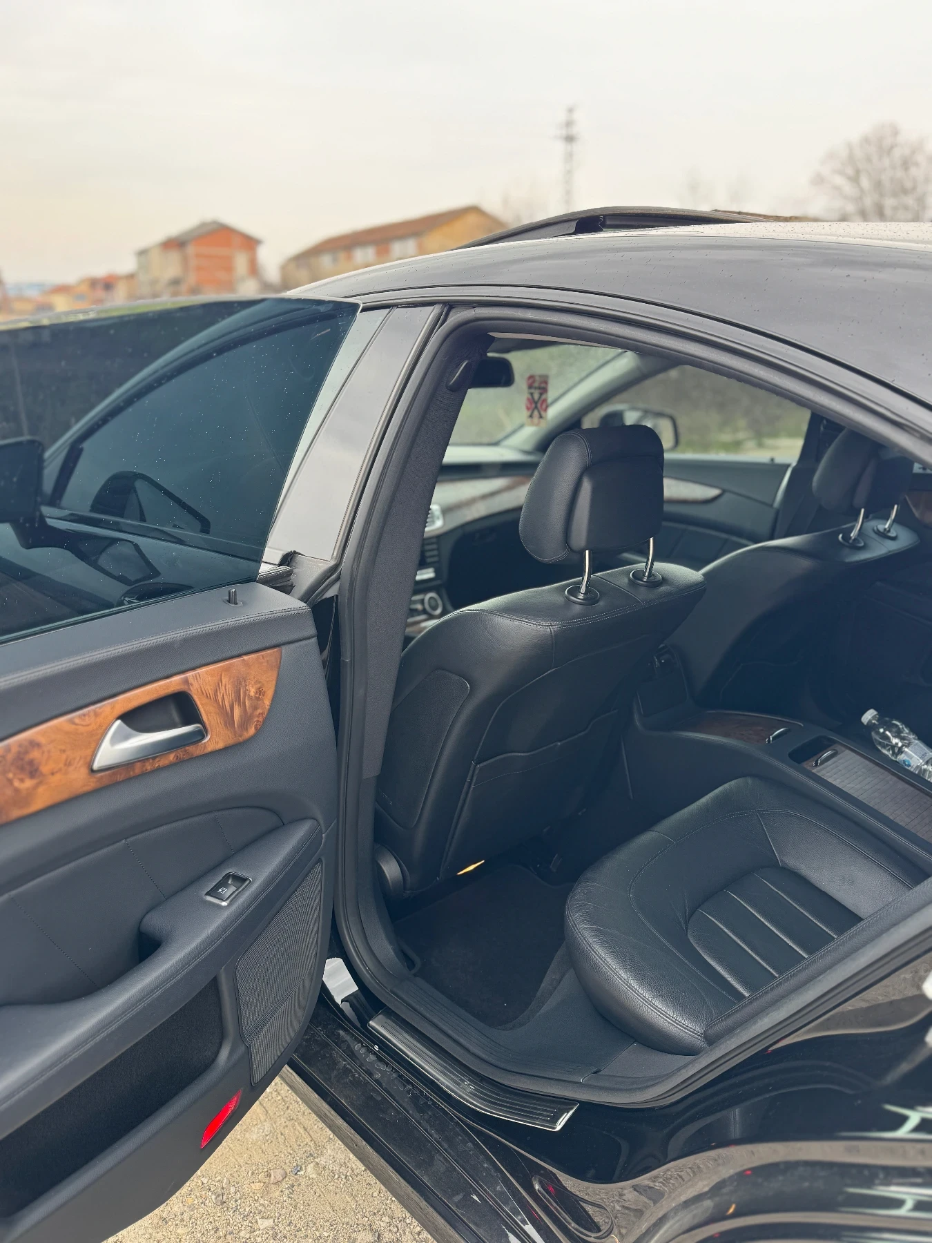 Mercedes-Benz CLS 350 AMG Line, снимка 10 - Автомобили и джипове - 53724858