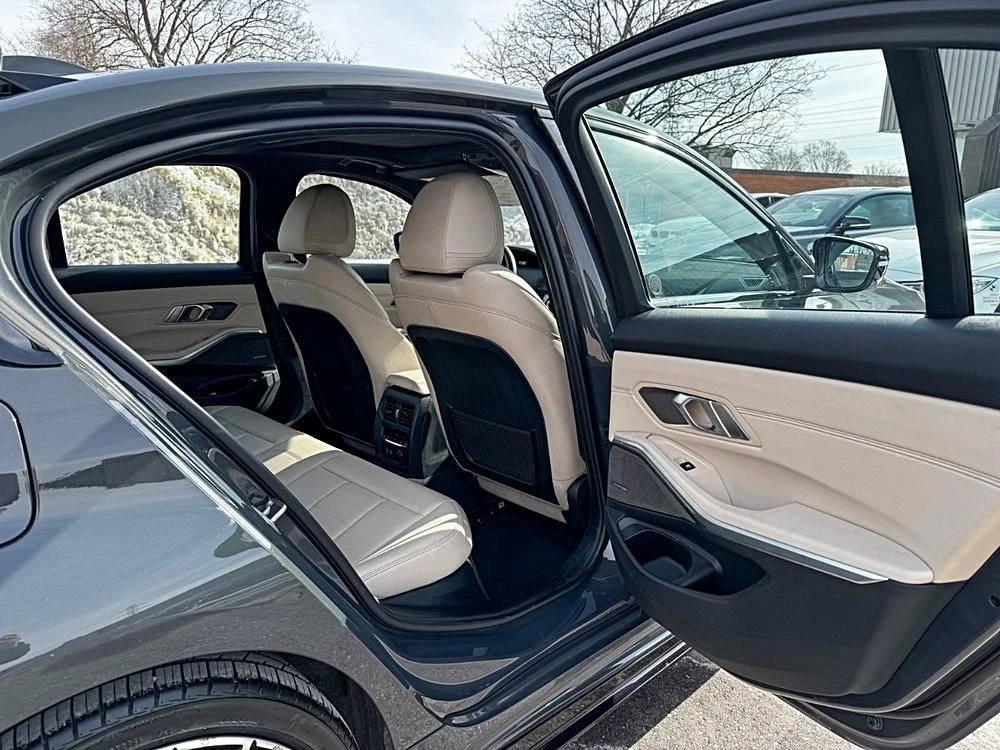 BMW 330 xDrive* M PACK* 4 ПОДГРЕВА* DIGITAL* CARPLAY* ПАНО, снимка 14 - Автомобили и джипове - 53863817