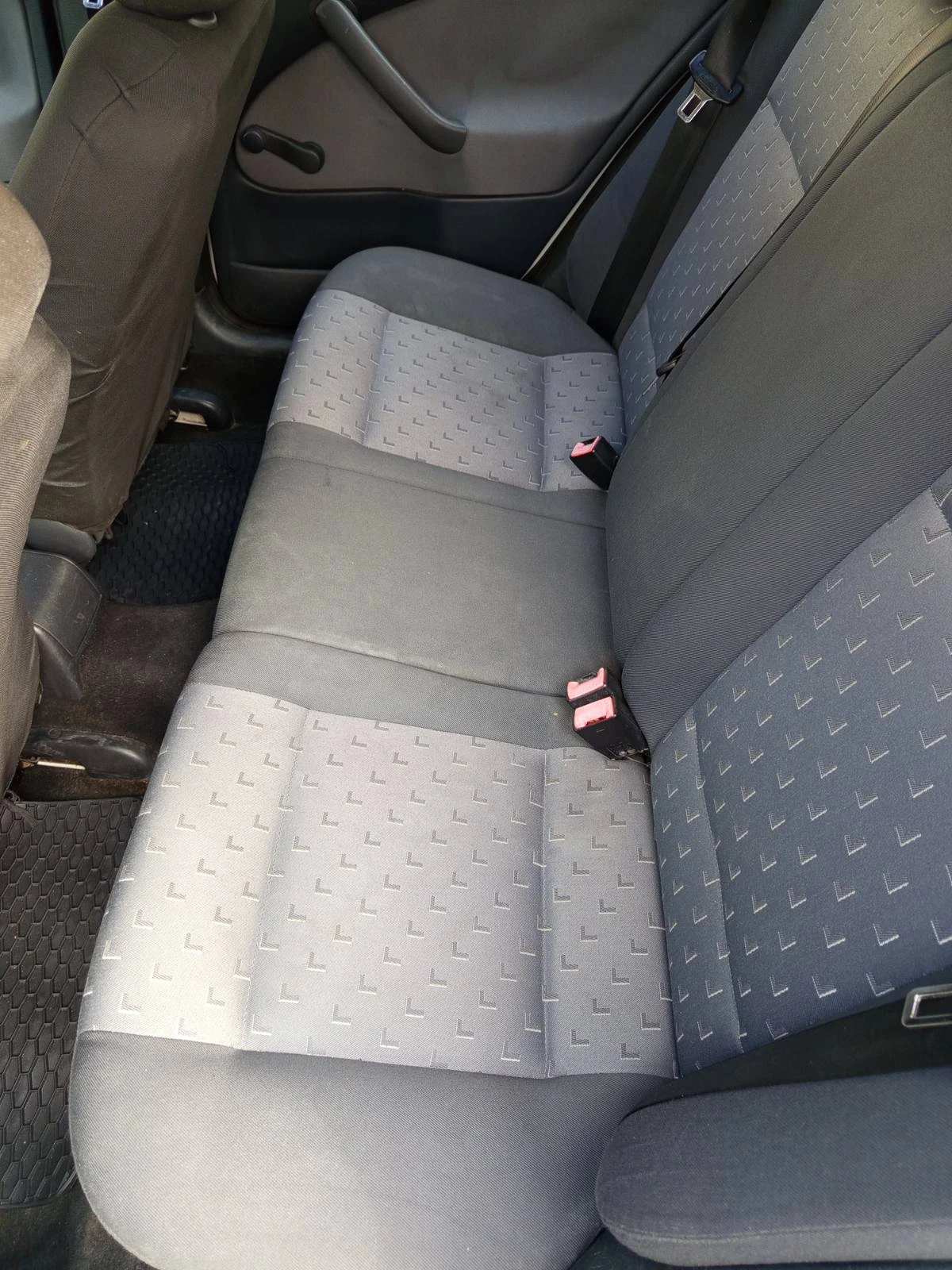 Skoda Octavia LPG, снимка 7 - Автомобили и джипове - 53948886