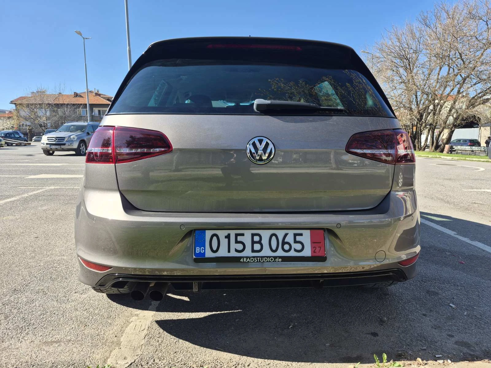 VW Golf 2.0 TDI, снимка 7 - Автомобили и джипове - 54145543