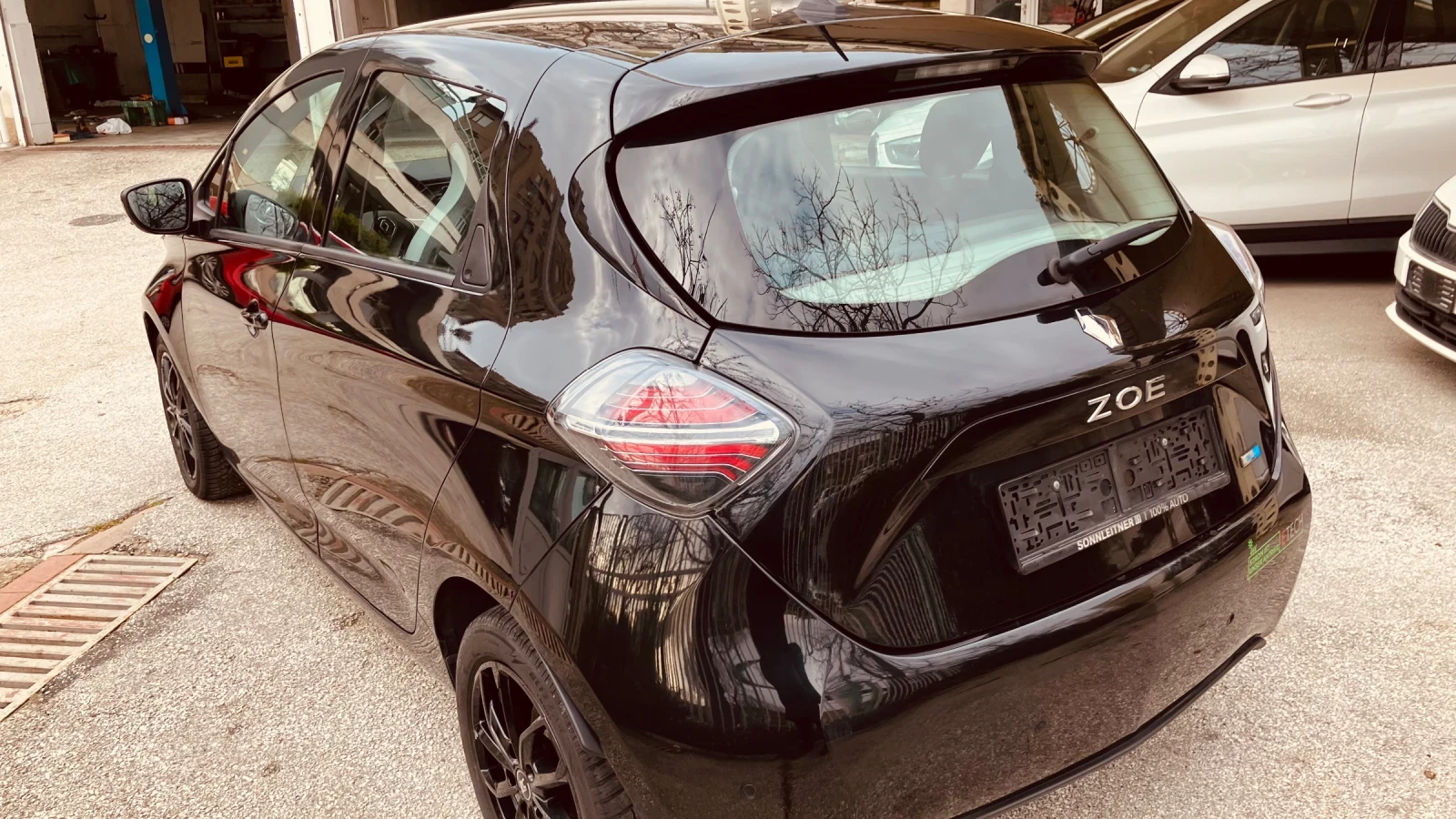 Renault Zoe 52 kw, снимка 4 - Автомобили и джипове - 54157026