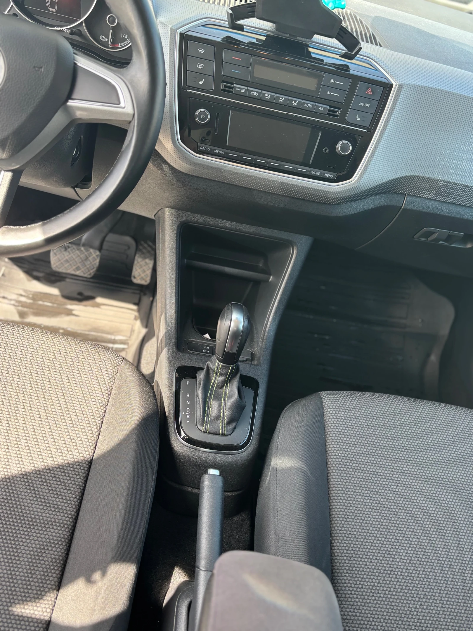 Skoda Citigo CCS-Електрик в гаранция, снимка 12 - Автомобили и джипове - 54339555