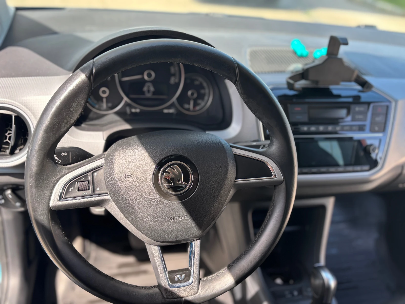 Skoda Citigo CCS-Електрик в гаранция, снимка 15 - Автомобили и джипове - 54339555