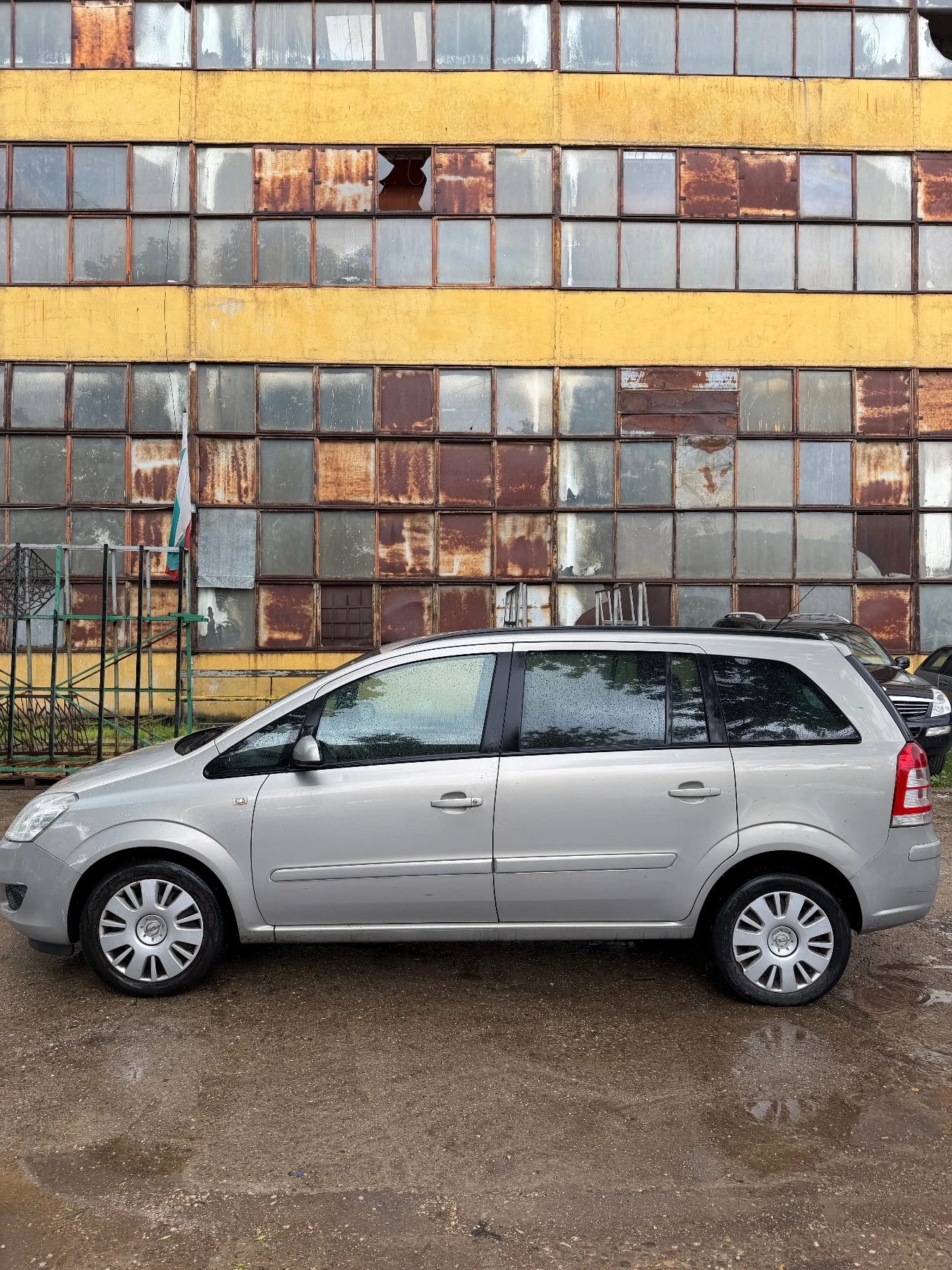 Opel Zafira, снимка 8 - Автомобили и джипове - 54651204