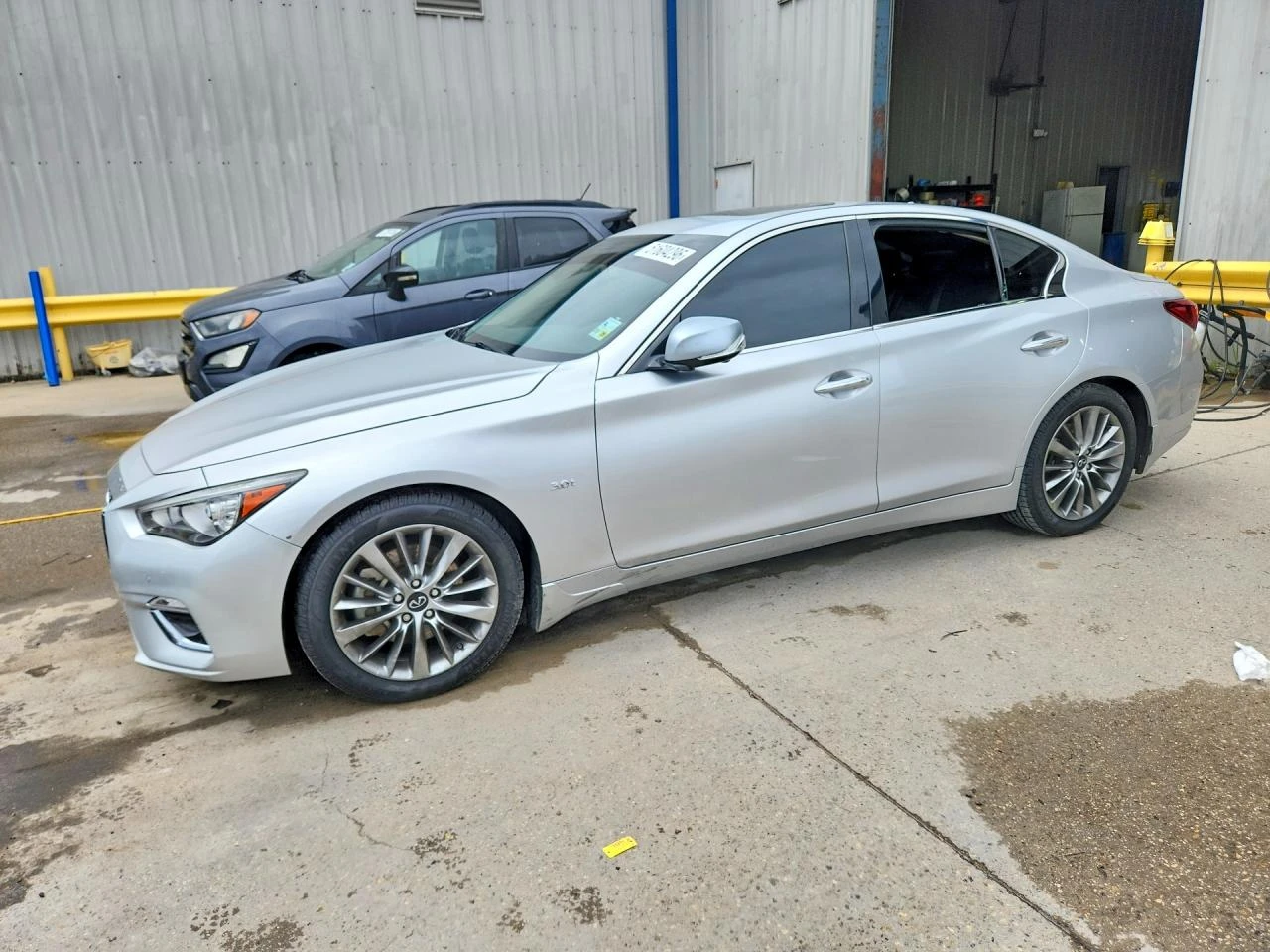Infiniti Q50 3.0T LUXE