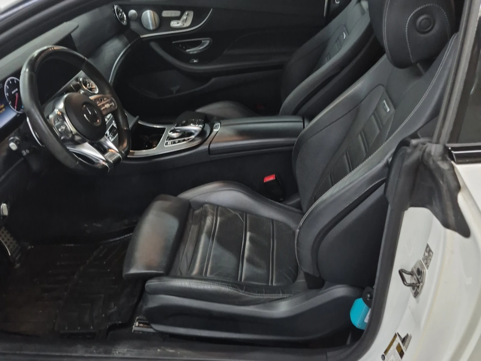 Mercedes-Benz E 53 AMG AMG 4MATIC+ , снимка 8 - Автомобили и джипове - 54964354