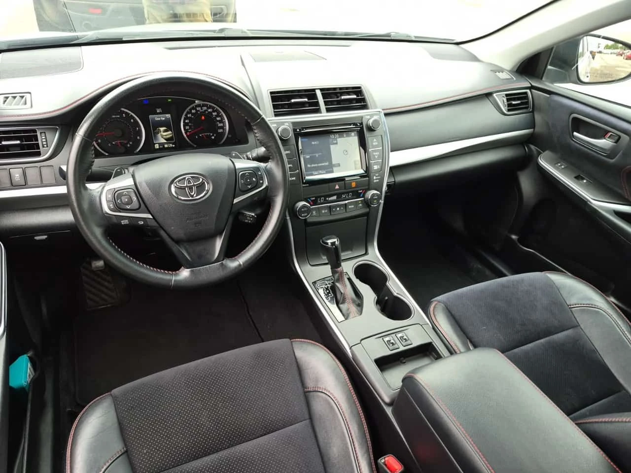 Toyota Camry * XSE * АВТОКРЕДИТ БЕЗ ПЪРВОНАЧАЛНА ВНОСКА* , снимка 10 - Автомобили и джипове - 55069993