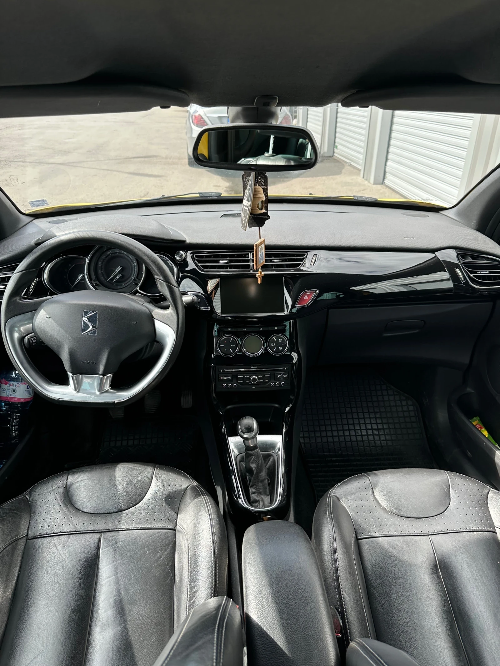 Citroen DS3 1, 6 eHDI, снимка 10 - Автомобили и джипове - 55120312