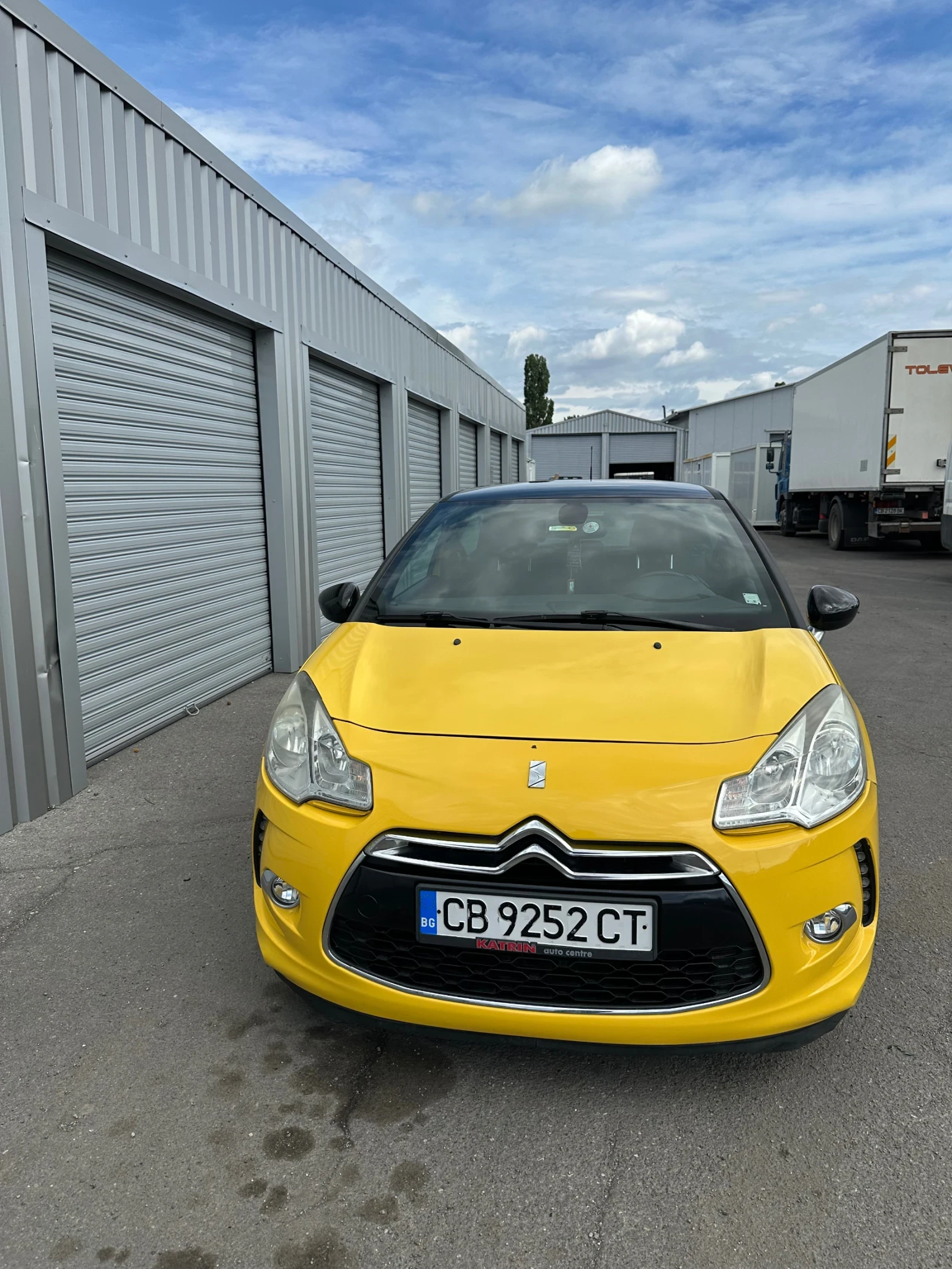 Citroen DS3 1, 6 eHDI, снимка 15 - Автомобили и джипове - 55120312