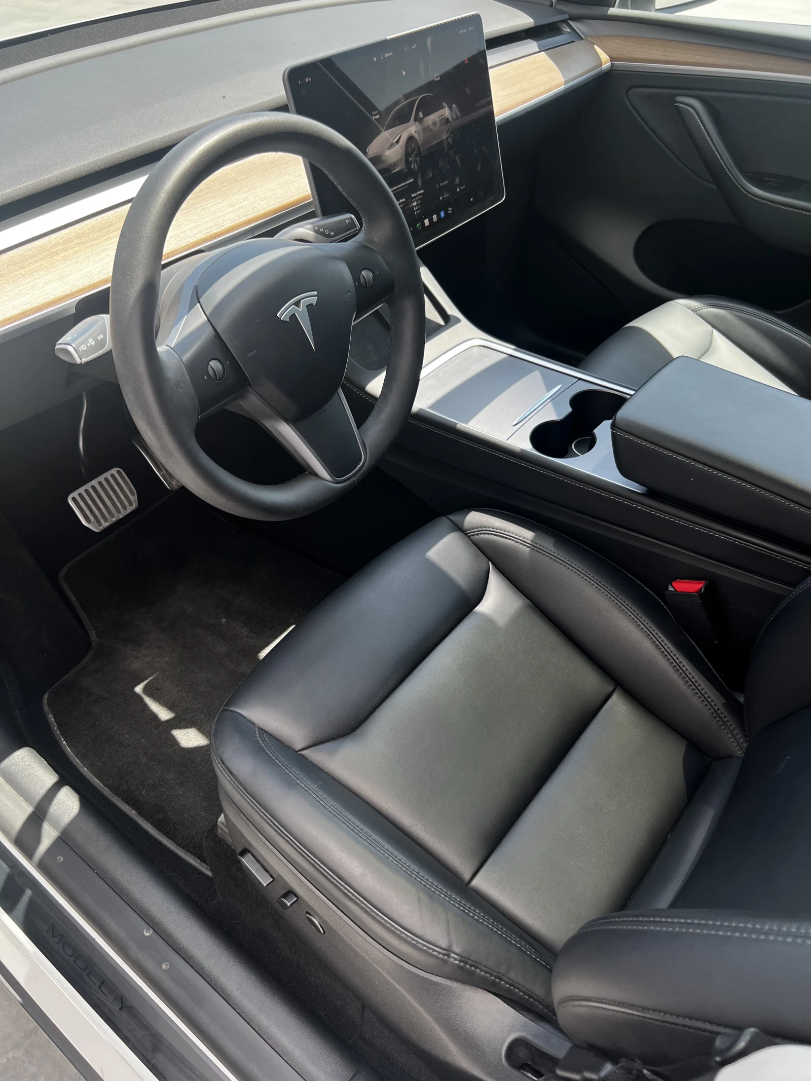 Tesla Model Y Long Range Dual AWD, снимка 10 - Автомобили и джипове - 55299325