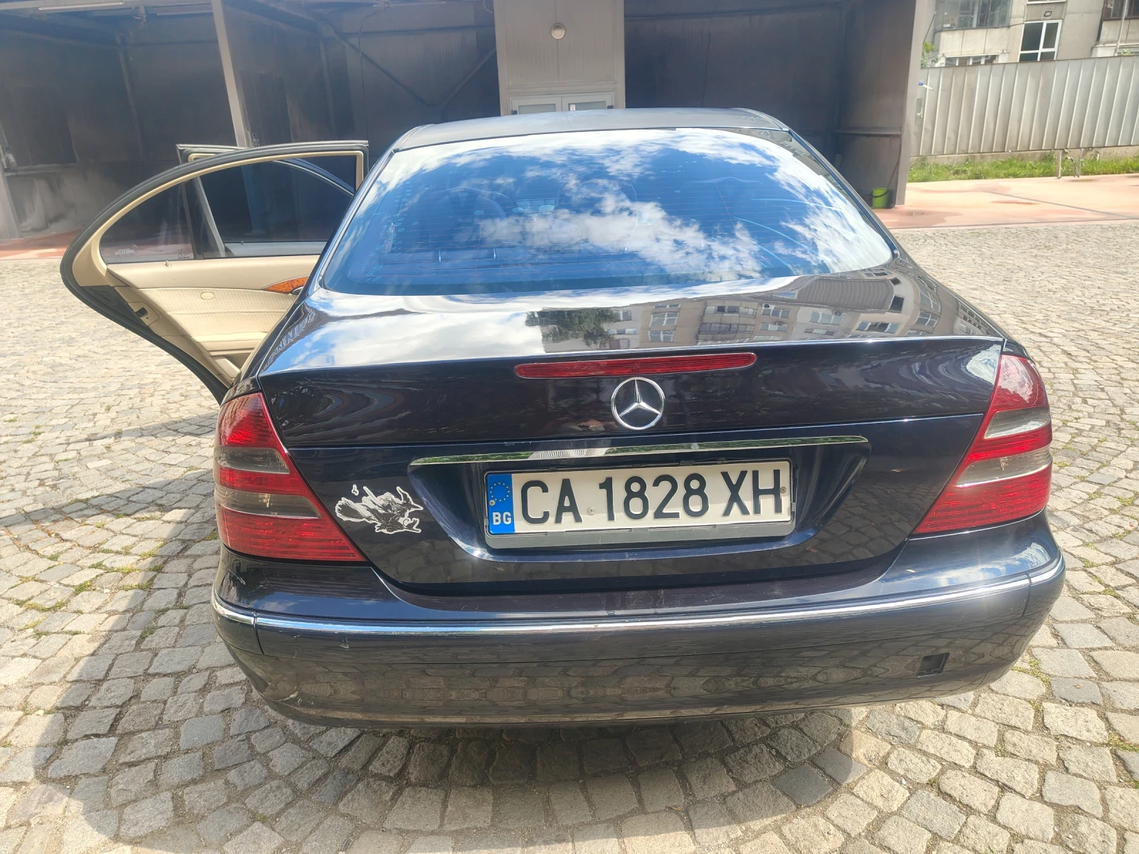 Mercedes-Benz E 270 CDI Elegance, снимка 1 - Автомобили и джипове - 55416949