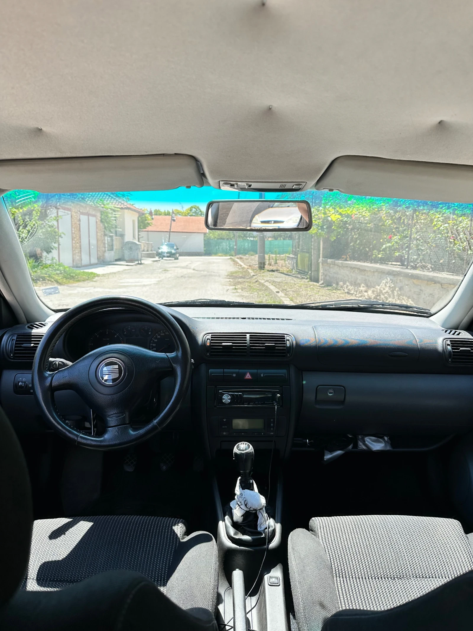 Seat Leon 1.9 TDI , снимка 8 - Автомобили и джипове - 55508865
