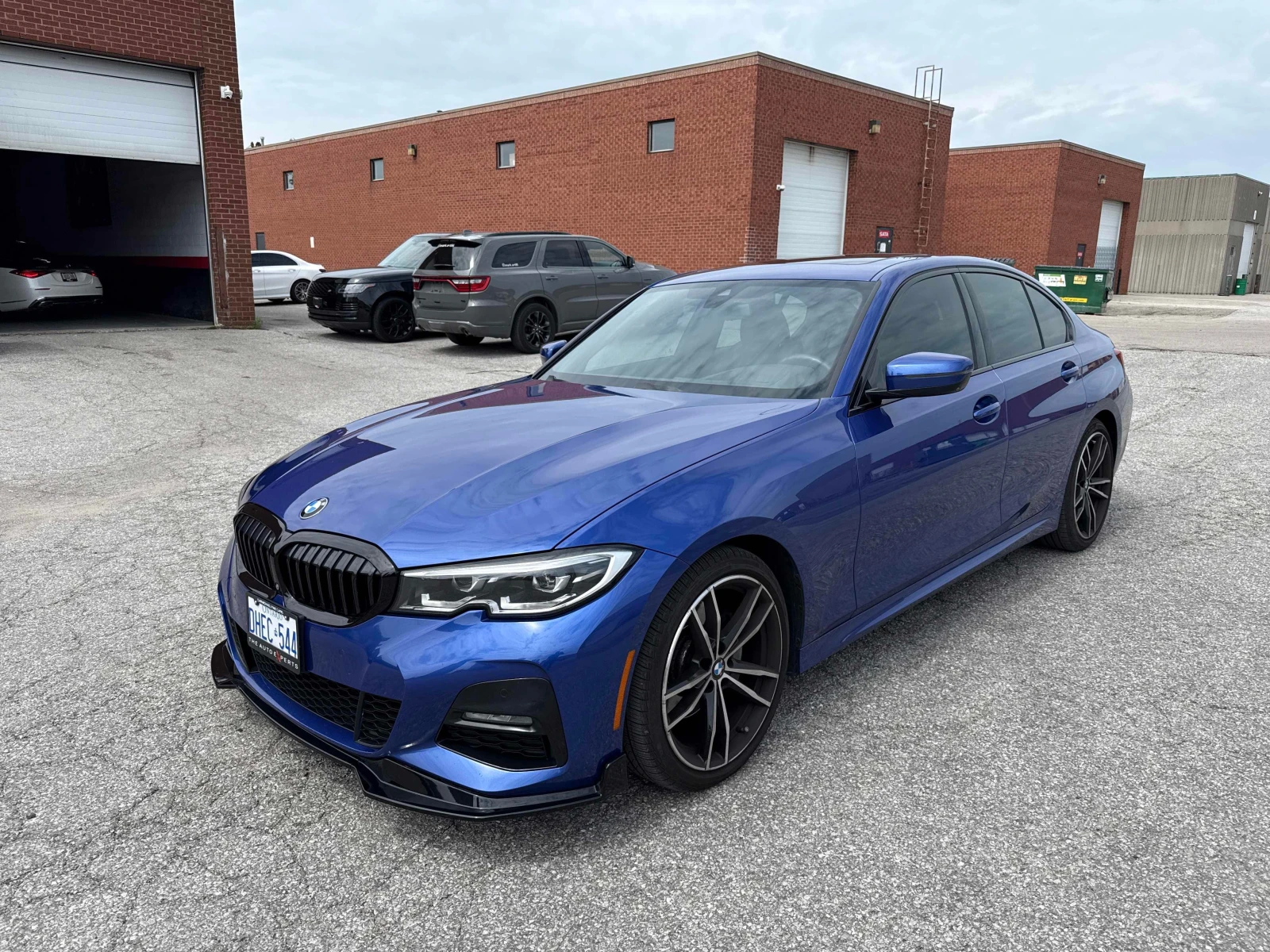 BMW 330 xDrive M-PACK  CARFAX