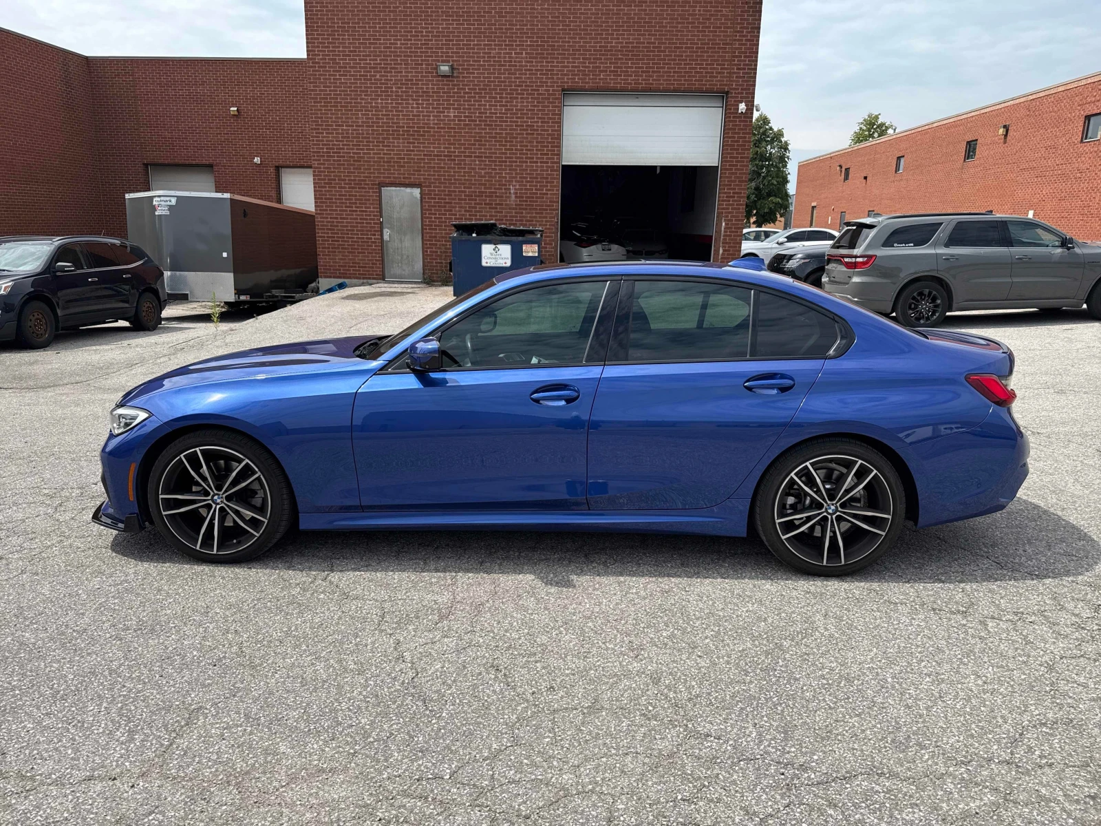 BMW 330 xDrive M-PACK  CARFAX, снимка 2 - Автомобили и джипове - 55688644
