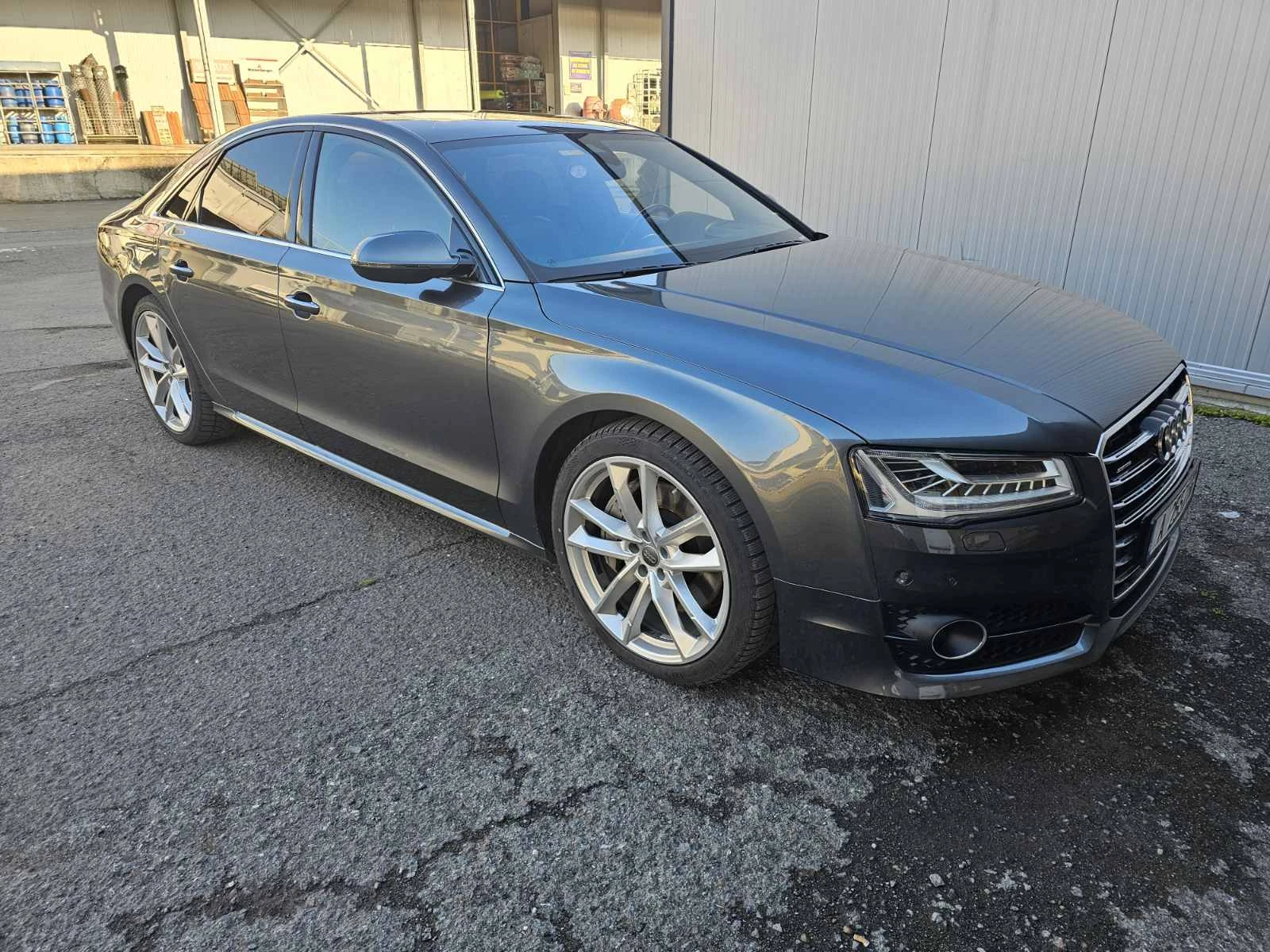 Audi A8 4.2TDI * Distronic* HeadUp* B&O* NightVision* MATR, снимка 2 - Автомобили и джипове - 56066900