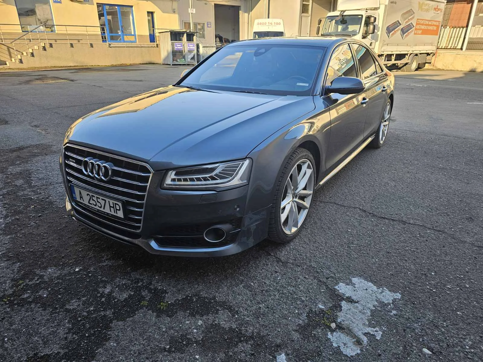 Audi A8 4.2TDI * Distronic* HeadUp* B&O* NightVision* MATR
