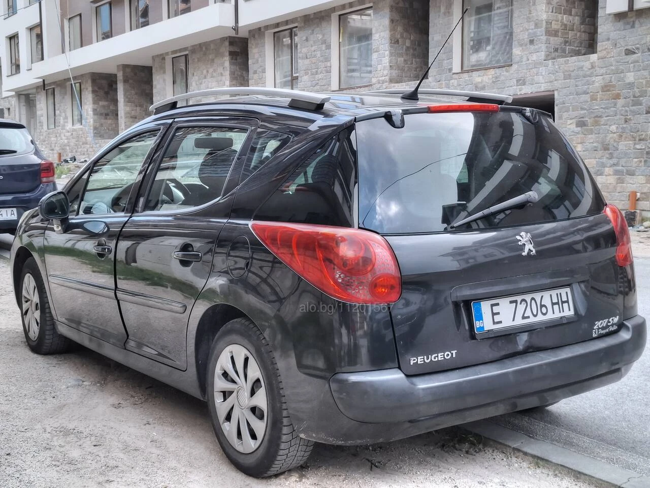 Peugeot 207 SW 1.6 HDi, снимка 3 - Автомобили и джипове - 56120821