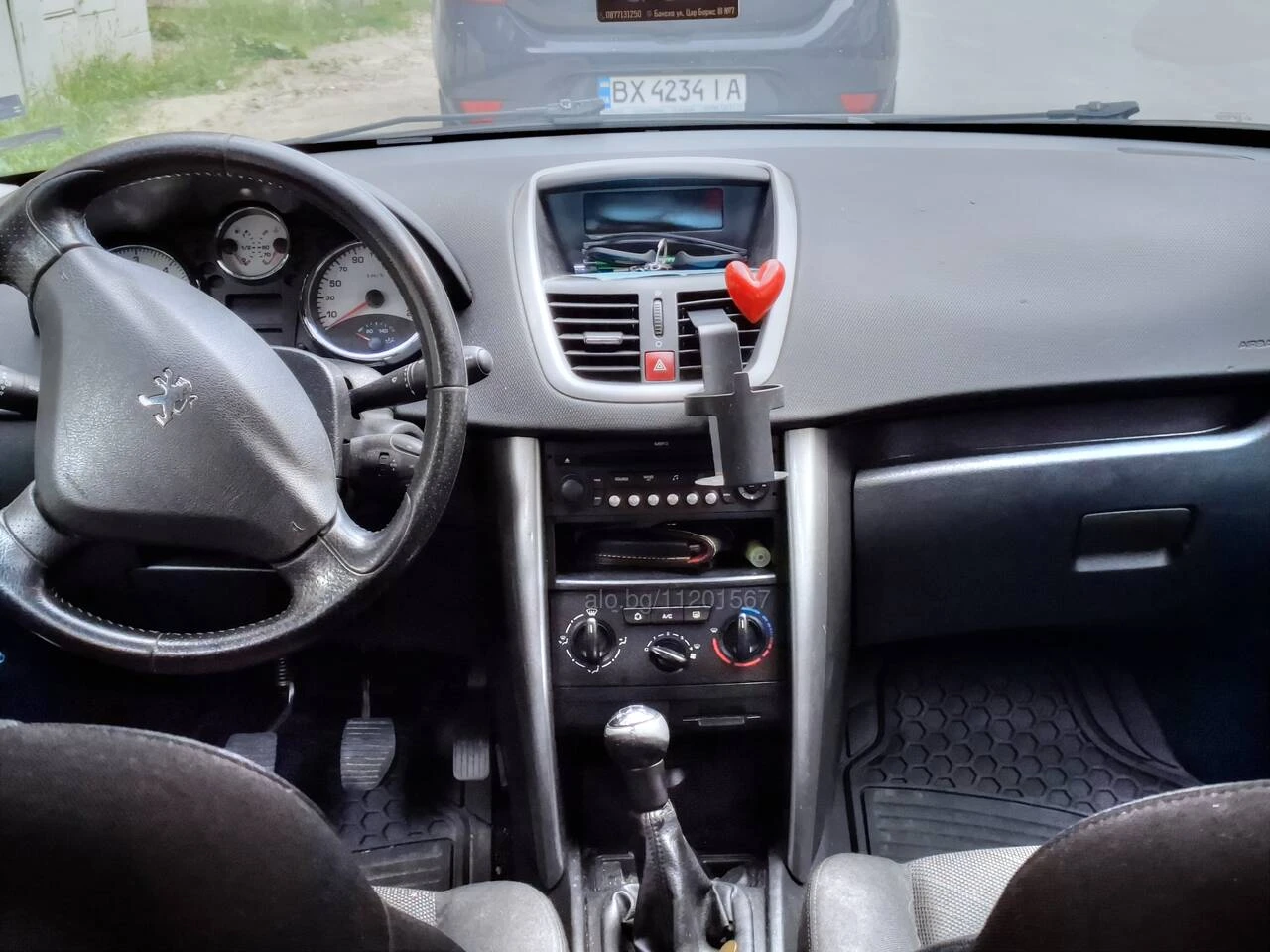 Peugeot 207 SW 1.6 HDi, снимка 4 - Автомобили и джипове - 56120821