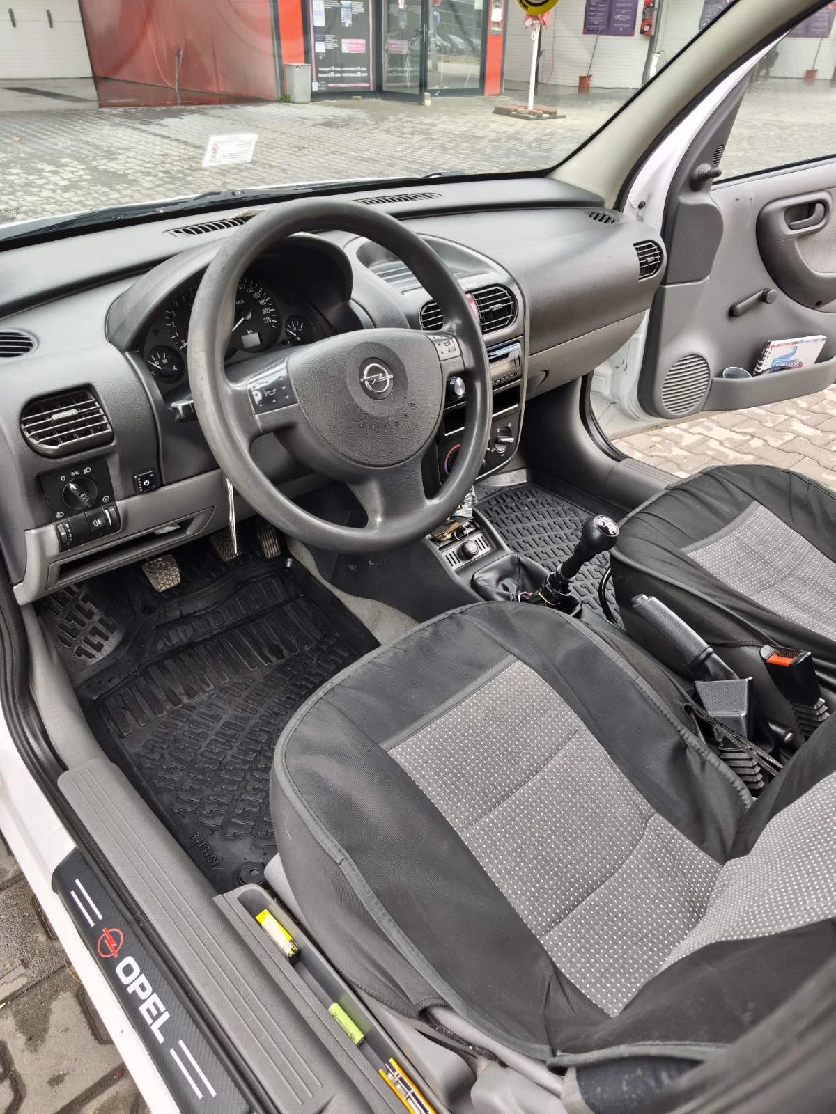 Opel Combo 1.4, снимка 12 - Автомобили и джипове - 56617152