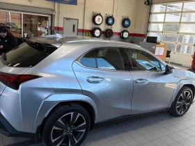 Lexus UX * 300h * CARFAX * ОПЦИЯ ЗА ФИНАНСИРАНЕ | Auto.bg — изображение 3