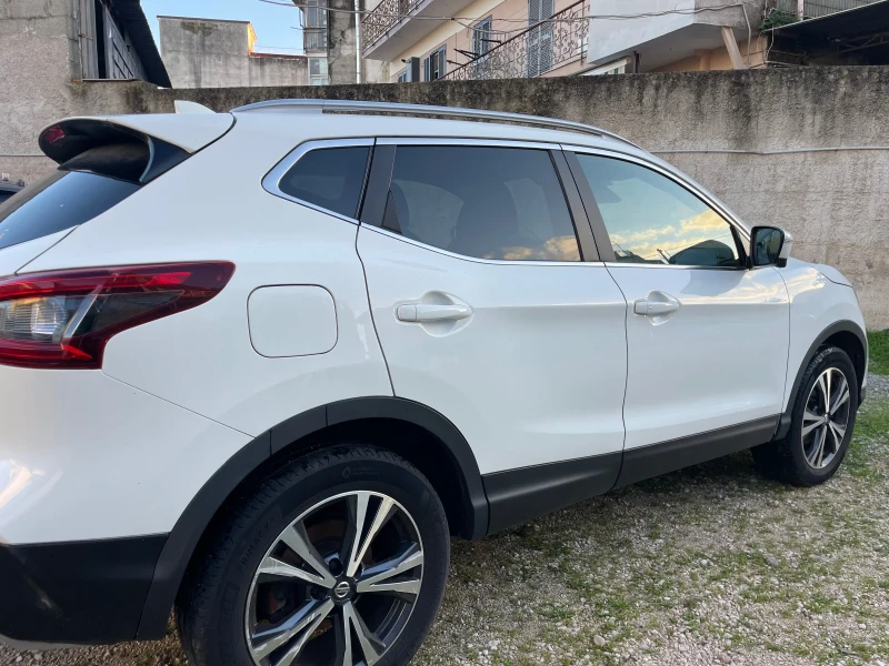 Nissan Qashqai  Euro 6B Navi* Camera 360*  /Panorama/, снимка 4 - Автомобили и джипове - 48303566