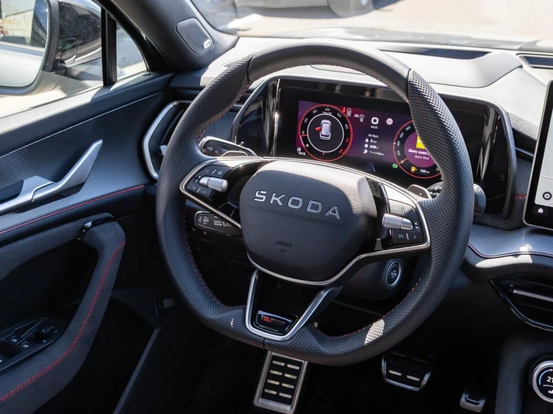 Skoda Kodiaq RS MATRIX PANO CANTON HEAD UP CAMERA 7-МЕСТЕН, снимка 8 - Автомобили и джипове - 51762226