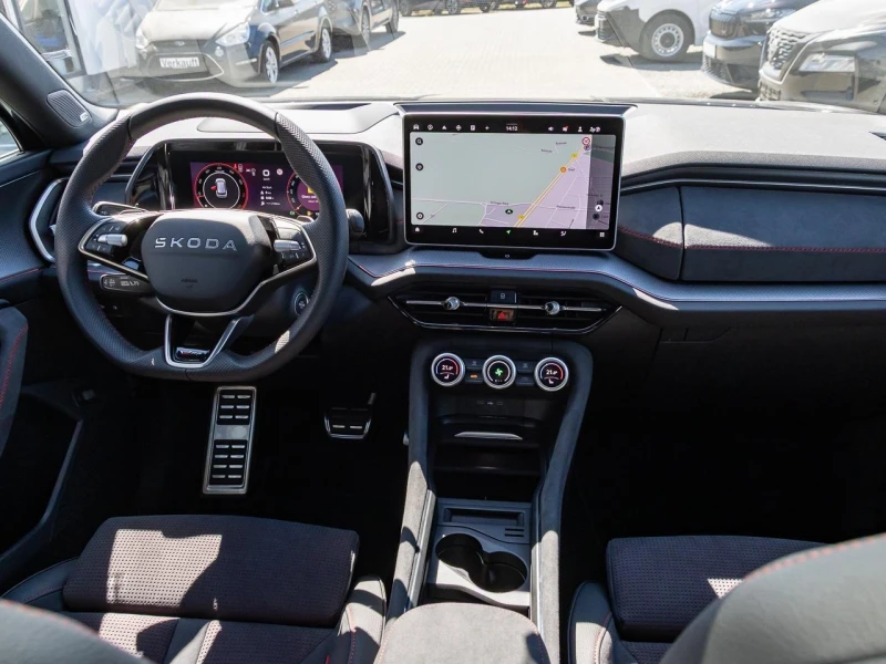 Skoda Kodiaq RS MATRIX PANO CANTON HEAD UP CAMERA 7-МЕСТЕН, снимка 12 - Автомобили и джипове - 51762226