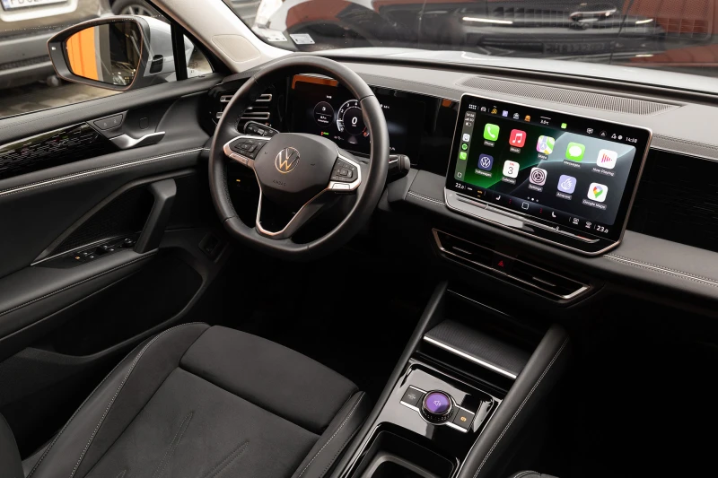 VW Tiguan 1.5 eTSI, снимка 11 - Автомобили и джипове - 51998471