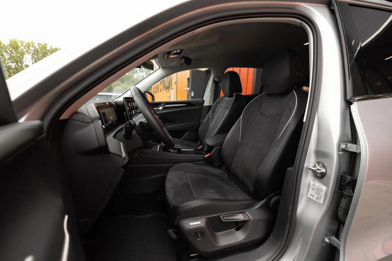 VW Tiguan 1.5 eTSI, снимка 8 - Автомобили и джипове - 51998471