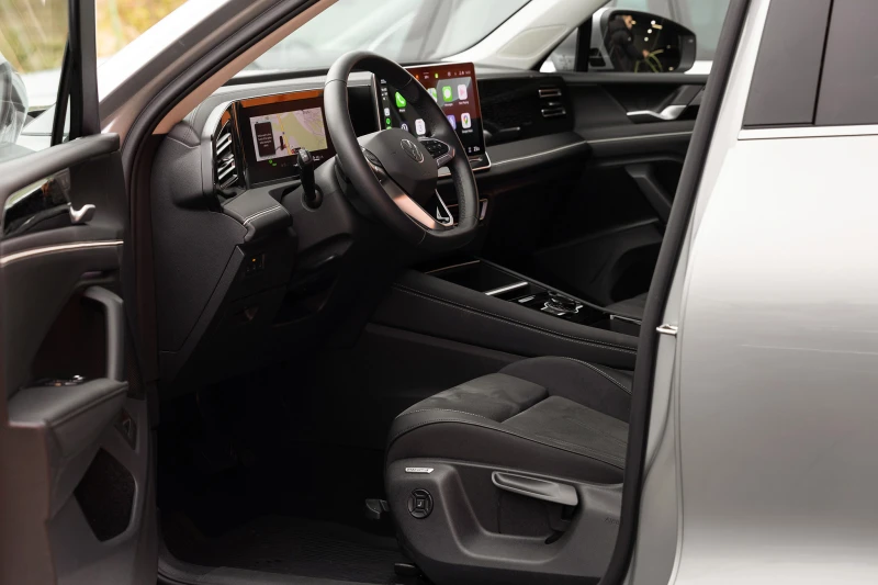 VW Tiguan 1.5 eTSI, снимка 7 - Автомобили и джипове - 51998471