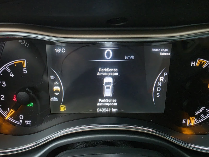 Jeep Grand cherokee 3.0 CRDI 4X4 OVERLAND, снимка 17 - Автомобили и джипове - 52120470