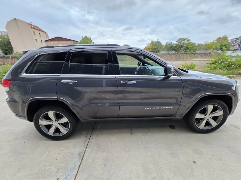 Jeep Grand cherokee 3.0 CRDI 4X4 OVERLAND, снимка 6 - Автомобили и джипове - 52120470