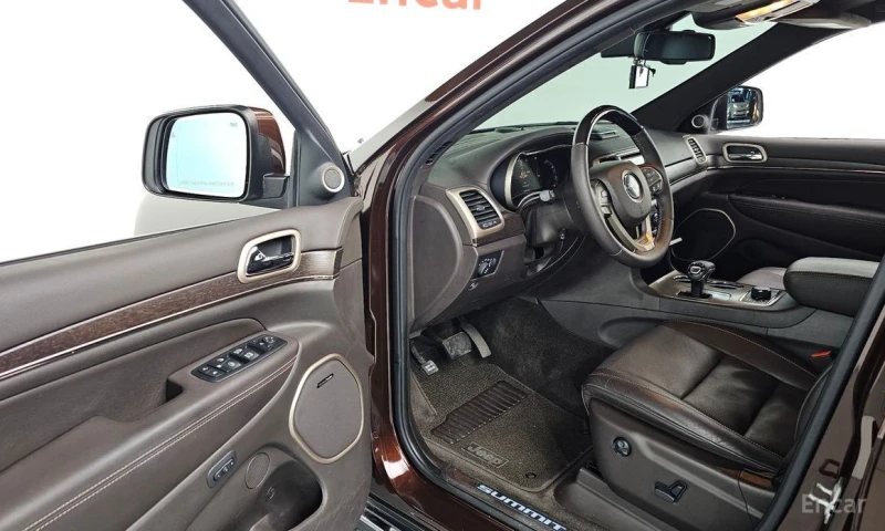 Jeep Grand cherokee, снимка 11 - Автомобили и джипове - 52964631