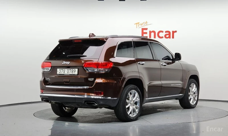 Jeep Grand cherokee, снимка 2 - Автомобили и джипове - 52964631