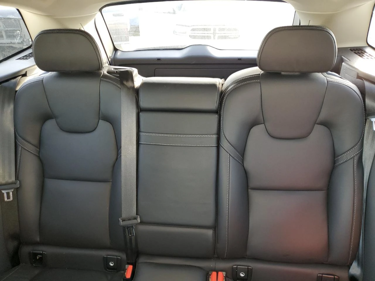 Volvo XC60 T5 INSCRIPTION - изображение 10