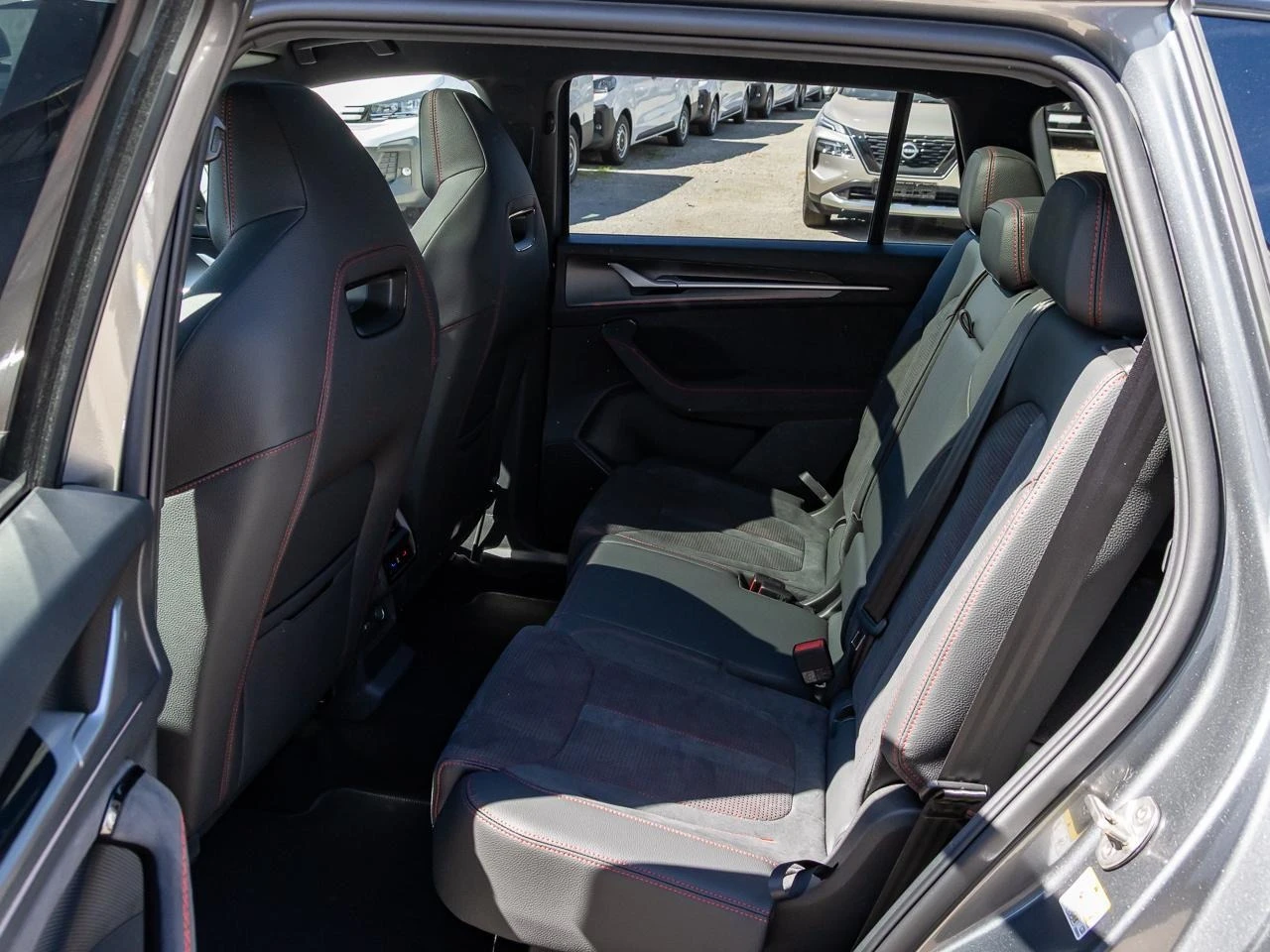 Skoda Kodiaq RS MATRIX PANO CANTON HEAD UP CAMERA 7-������ | Mobile.bg � ����������� 13