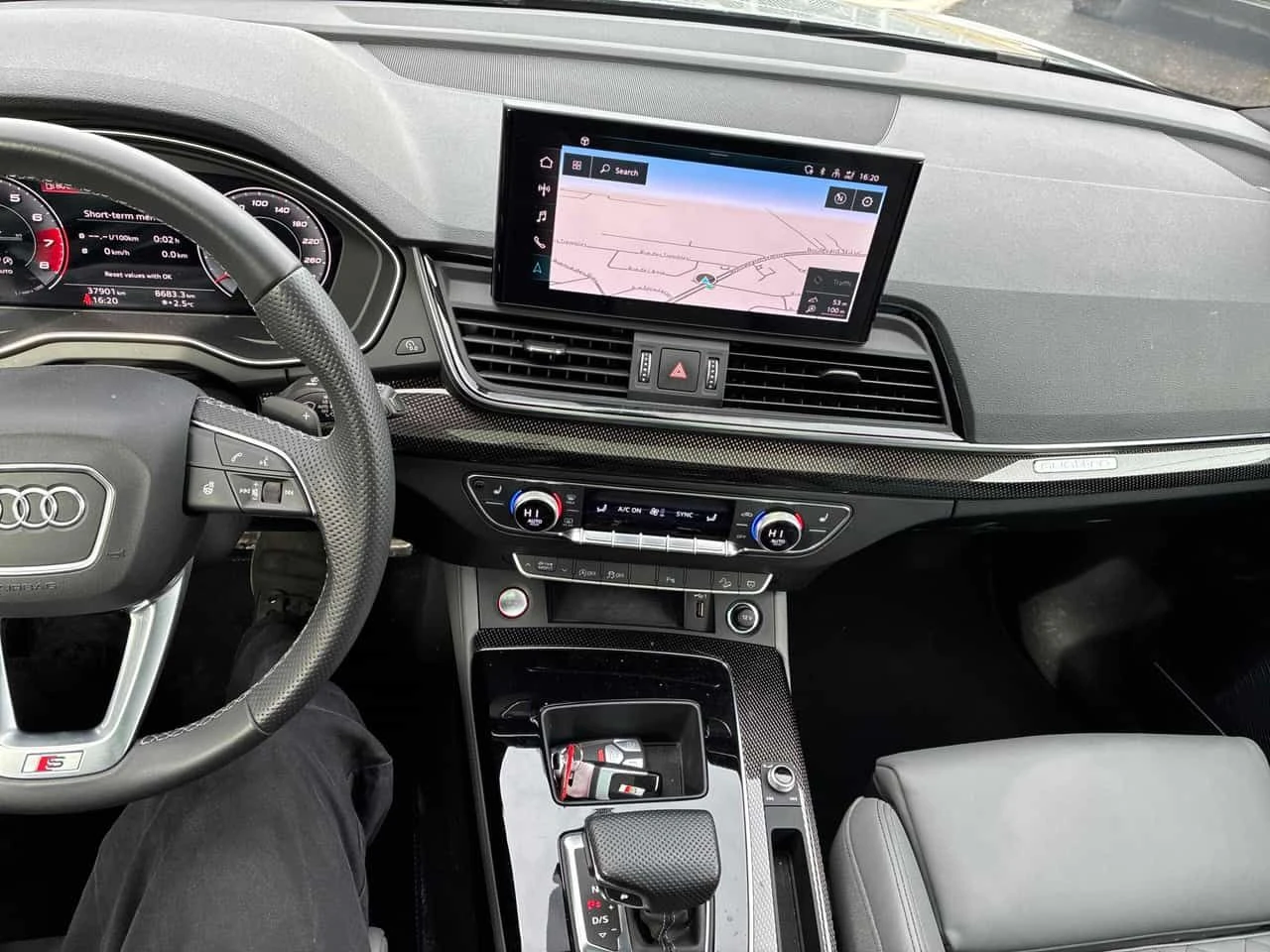 Audi SQ5 Technik/360/DIS/B&O/МАСАЖИ/КЛИП НА МОТОРА , снимка 9 - Автомобили и джипове - 54060547