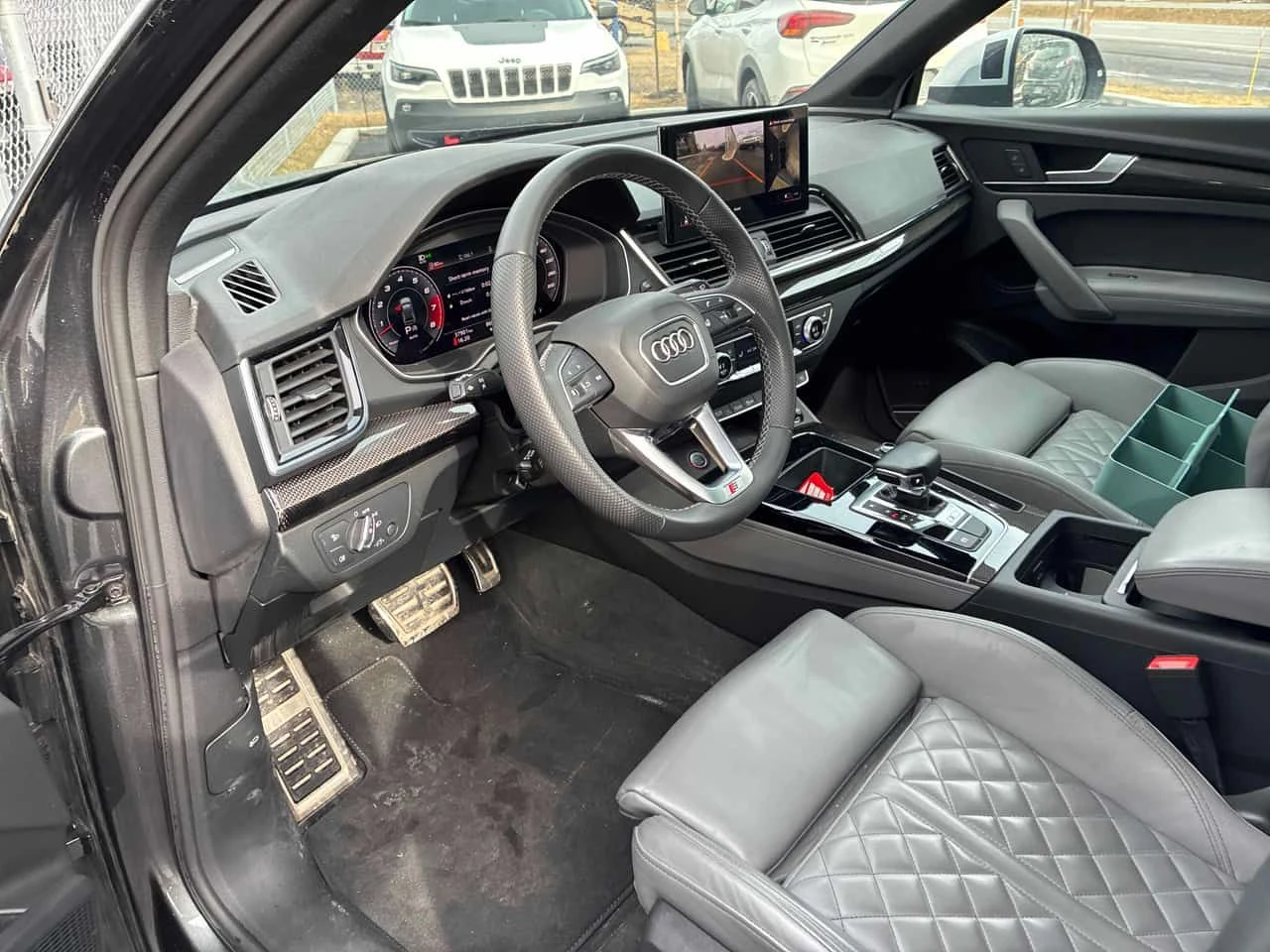 Audi SQ5 Technik/360/DIS/B&O/МАСАЖИ/КЛИП НА МОТОРА , снимка 5 - Автомобили и джипове - 54060547