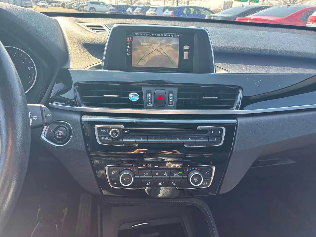 BMW X1 XDRIVE28I /CARFAX / Подгрев/Панорама/КЛИП/, снимка 9 - Автомобили и джипове - 54141468