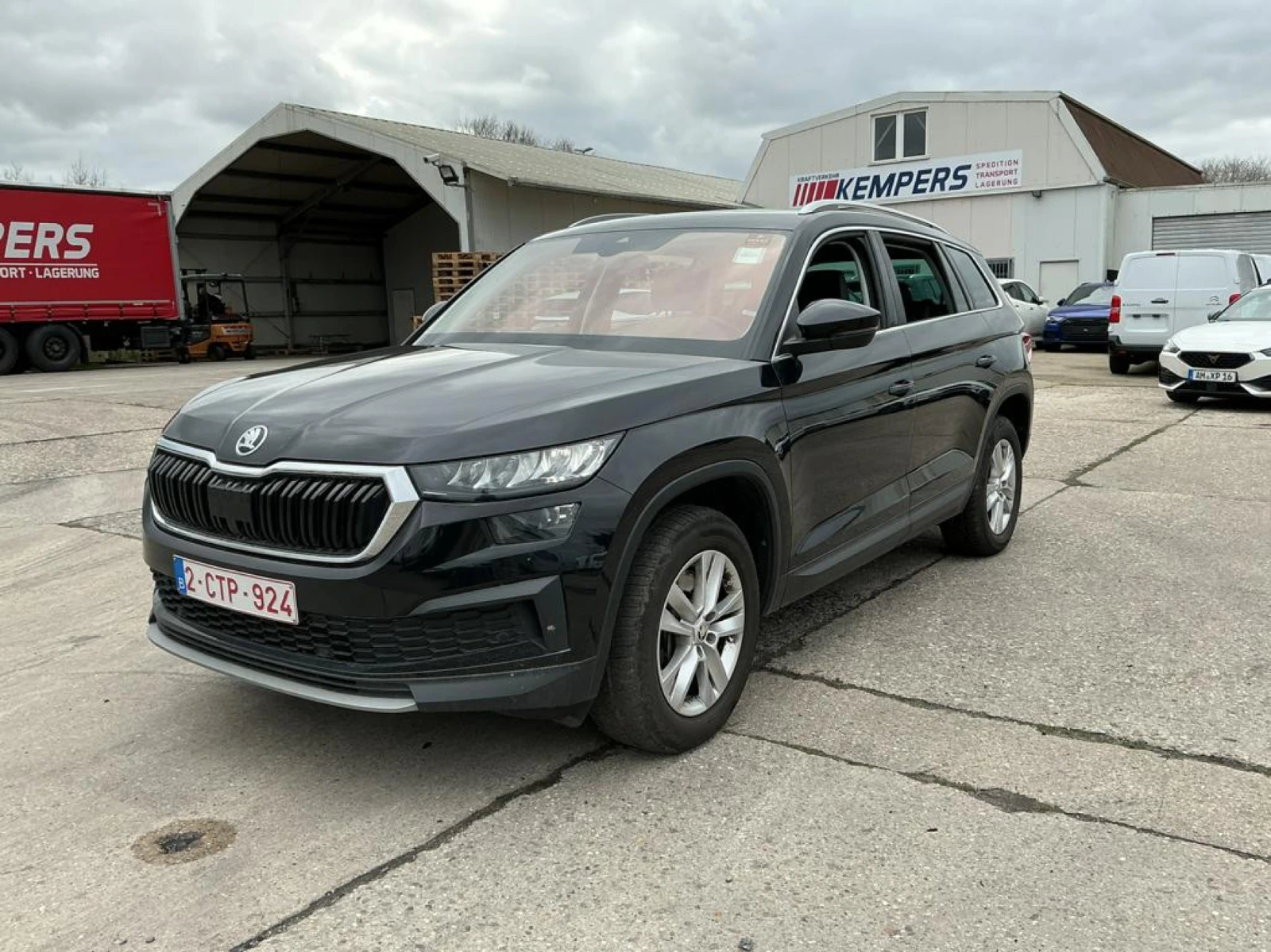 Skoda Kodiaq 2.0 TDI Ambition, снимка 2 - Автомобили и джипове - 54229168