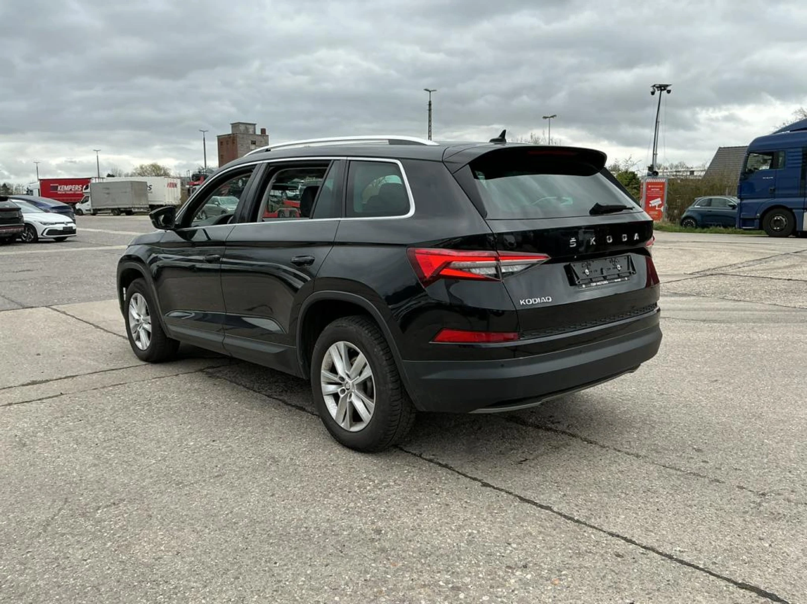 Skoda Kodiaq 2.0 TDI Ambition, снимка 4 - Автомобили и джипове - 54229168