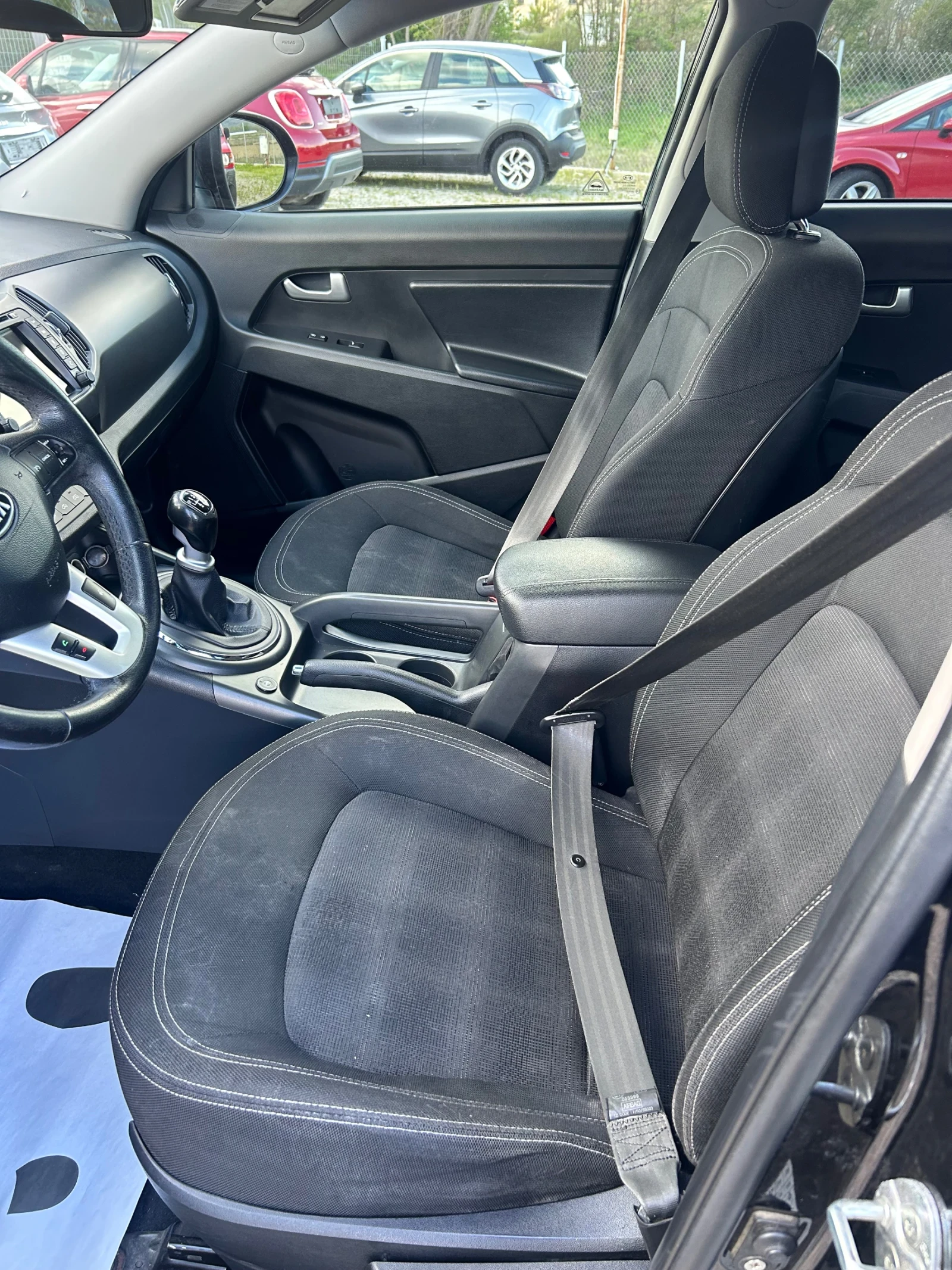 Kia Sportage, снимка 3 - Автомобили и джипове - 54288801