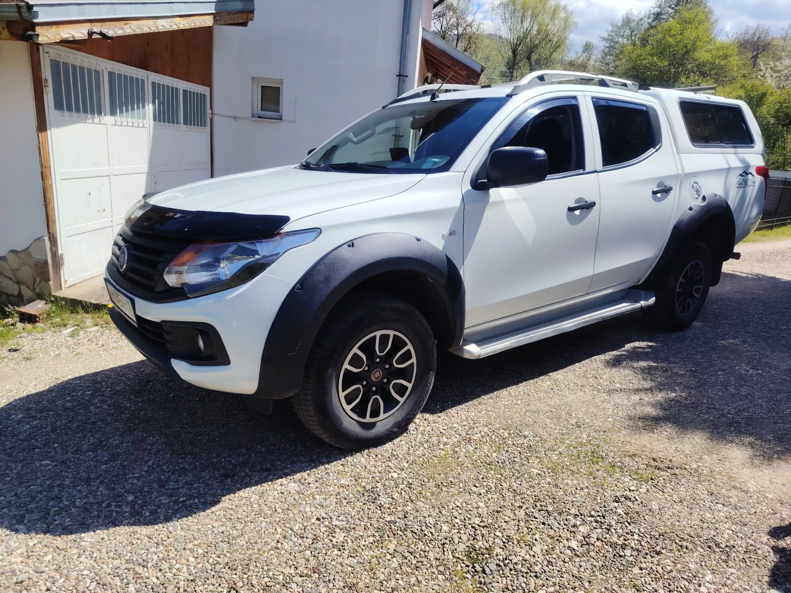 Mitsubishi L200