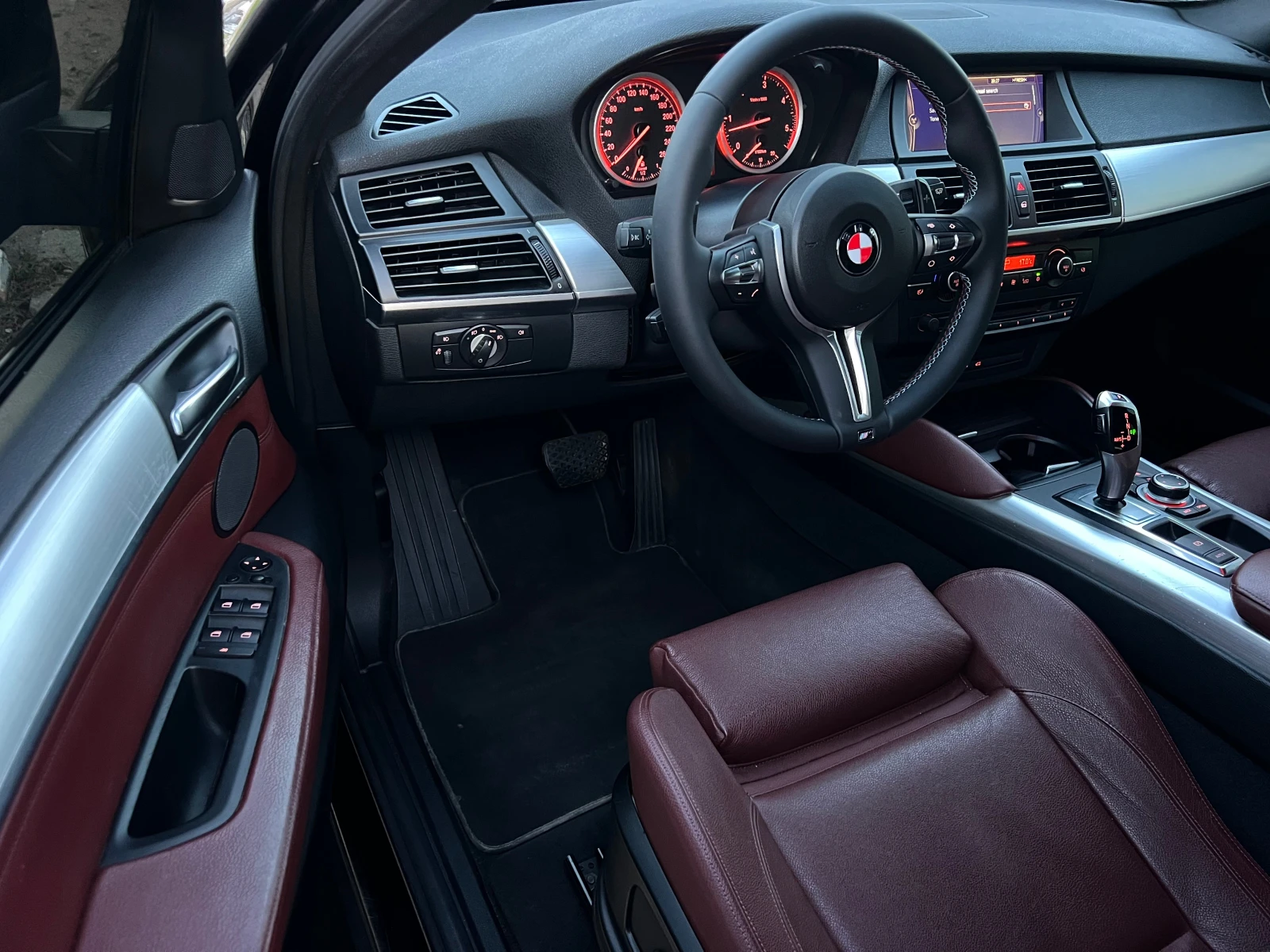 BMW X6 3.0d M-PERFORMANCE/3xTW/XENON/NAVI//KAMERA/KOJA, снимка 9 - Автомобили и джипове - 54448719