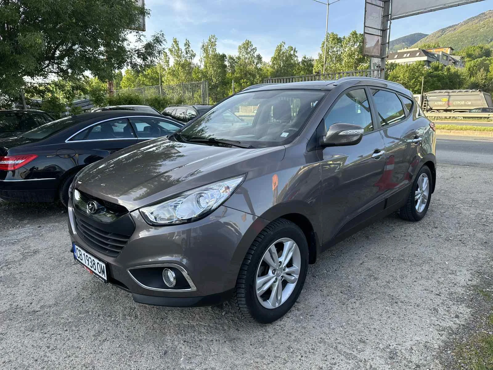 Hyundai IX35 2.0CRDI 4X4 Панорама, Автоматик Навигация Keyless